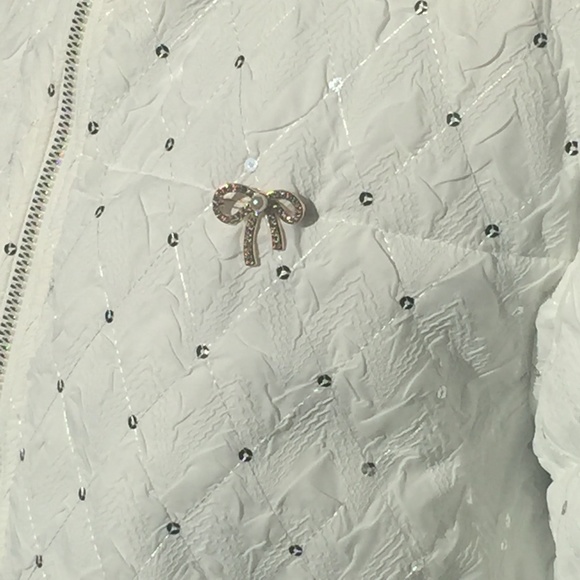 Bright white sequined puffer - Picture 3 of 5